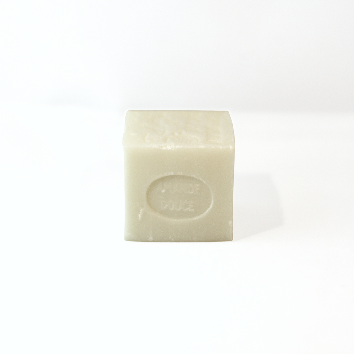 SAVONS DE TOILETTE 150G CUBE